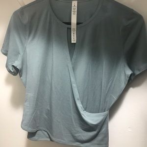 Lululemon Crop Top Size 6 Light Blue